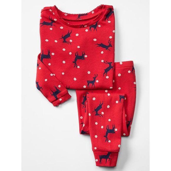 18-24 NWT Baby Gap red reindeer Christmas pajamas